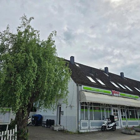 Ferienwohnung Am Uniklinik Lübeck Buitenkant foto